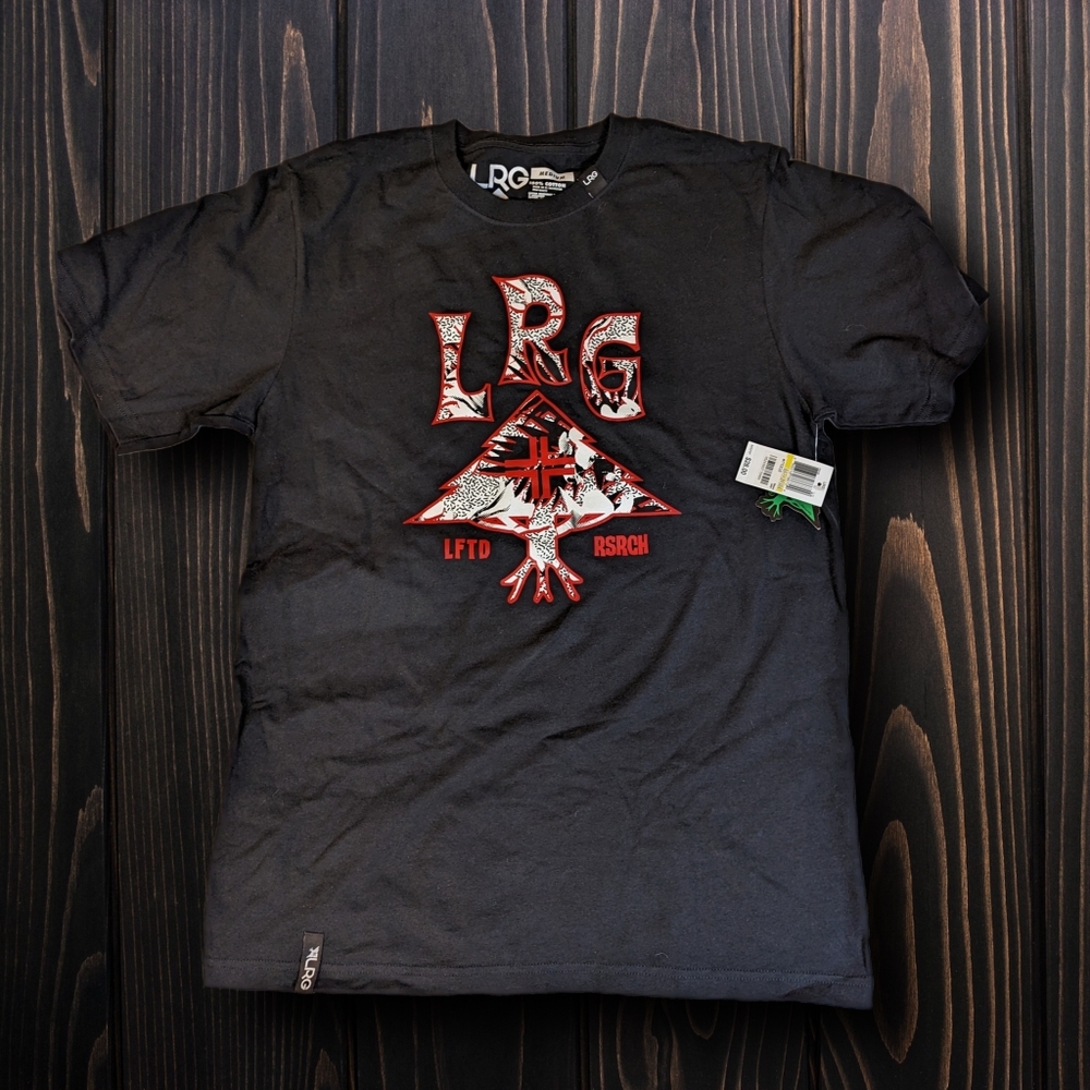 Men’s LRG lifted research group size med new with tags